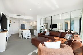 Artique Surfers Paradise