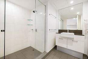 Artique Surfers Paradise