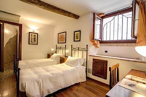 Residenza Domizia- Guest House