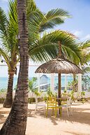 Tropical Attitude - Adults only