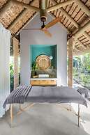 Tropical Attitude - Adults only