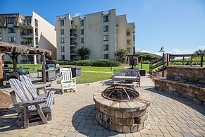 Seawatch at Island Club