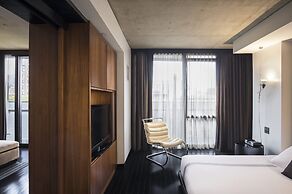SIXTY Lower East Side