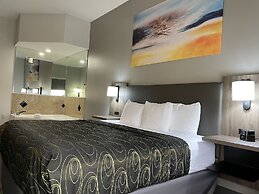 La Quinta Inn & Suites by Wyndham Tampa Central