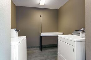 La Quinta Inn & Suites by Wyndham Tampa Central