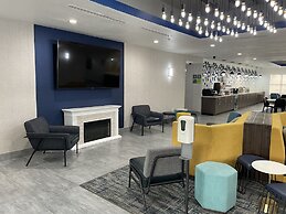 La Quinta Inn & Suites by Wyndham Tampa Central