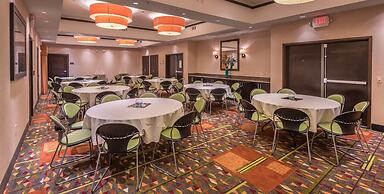 Staybridge Suites DFW Airport North by IHG
