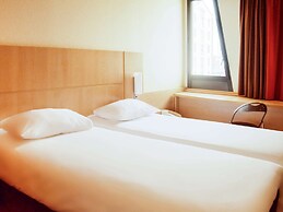 Ibis Marseille Centre Euromed