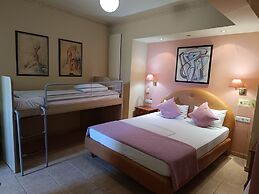 Exis Boutique Hotel