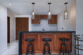 The BRIX, Autograph Collection