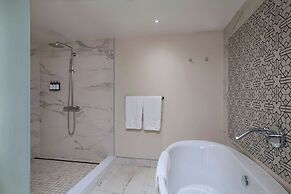 The BRIX, Autograph Collection