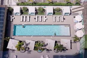 The BRIX, Autograph Collection