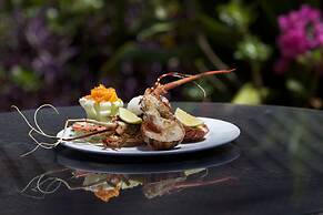 Bluebay Beach Resort & Spa