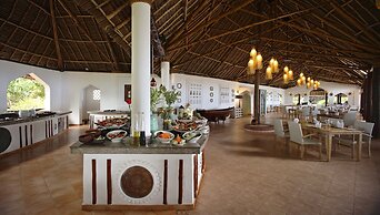 Bluebay Beach Resort & Spa