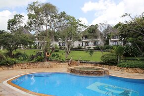 Bluebay Beach Resort & Spa