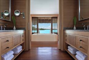 Four Seasons Resort Bora Bora