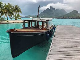 Four Seasons Resort Bora Bora