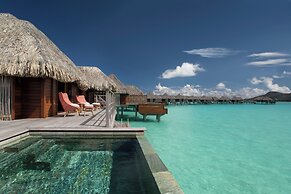 Four Seasons Resort Bora Bora
