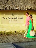Four Seasons Resort Bora Bora