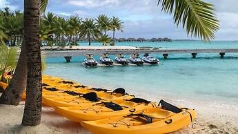 Four Seasons Resort Bora Bora