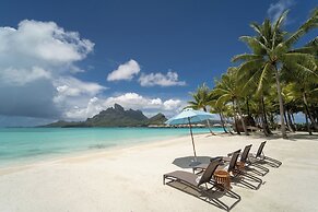Four Seasons Resort Bora Bora