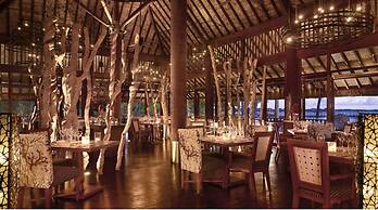 Four Seasons Resort Bora Bora