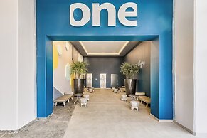 One Acapulco Costera