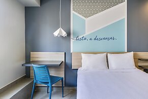 One Acapulco Costera