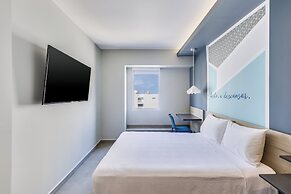 One Acapulco Costera