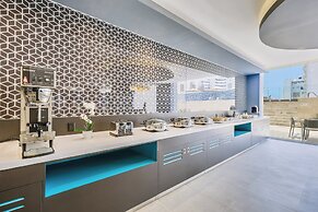 One Acapulco Costera