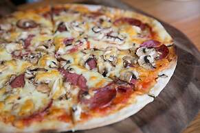 Alpha Hotel Eastern Creek