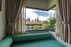 OUTRIGGER Khao Lak Beach Resort