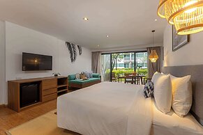 OUTRIGGER Khao Lak Beach Resort