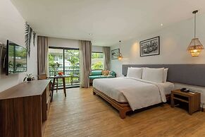 OUTRIGGER Khao Lak Beach Resort