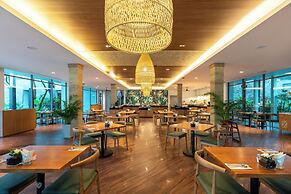 OUTRIGGER Khao Lak Beach Resort