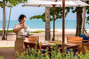 OUTRIGGER Khao Lak Beach Resort