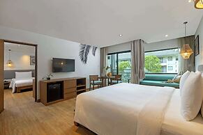 OUTRIGGER Khao Lak Beach Resort