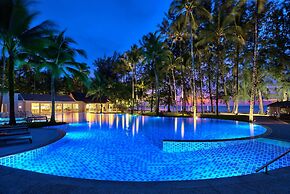 OUTRIGGER Khao Lak Beach Resort