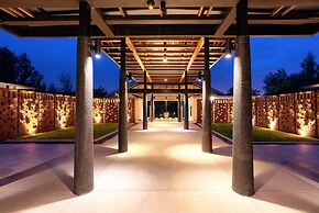 OUTRIGGER Khao Lak Beach Resort