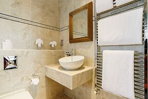 Jolyon's Boutique Hotel
