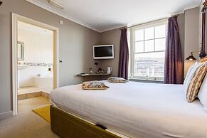 Jolyon's Boutique Hotel