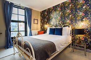 Jolyon's Boutique Hotel
