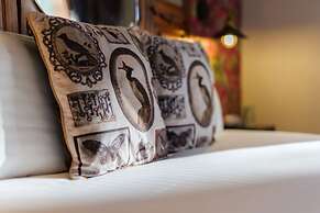 Jolyon's Boutique Hotel