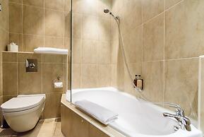 Jolyon's Boutique Hotel