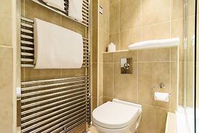 Jolyon's Boutique Hotel