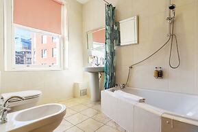 Jolyon's Boutique Hotel