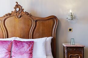 Jolyon's Boutique Hotel