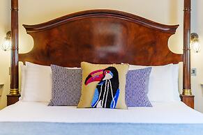 Jolyon's Boutique Hotel