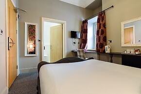 Jolyon's Boutique Hotel