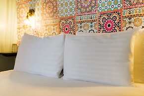 Jolyon's Boutique Hotel